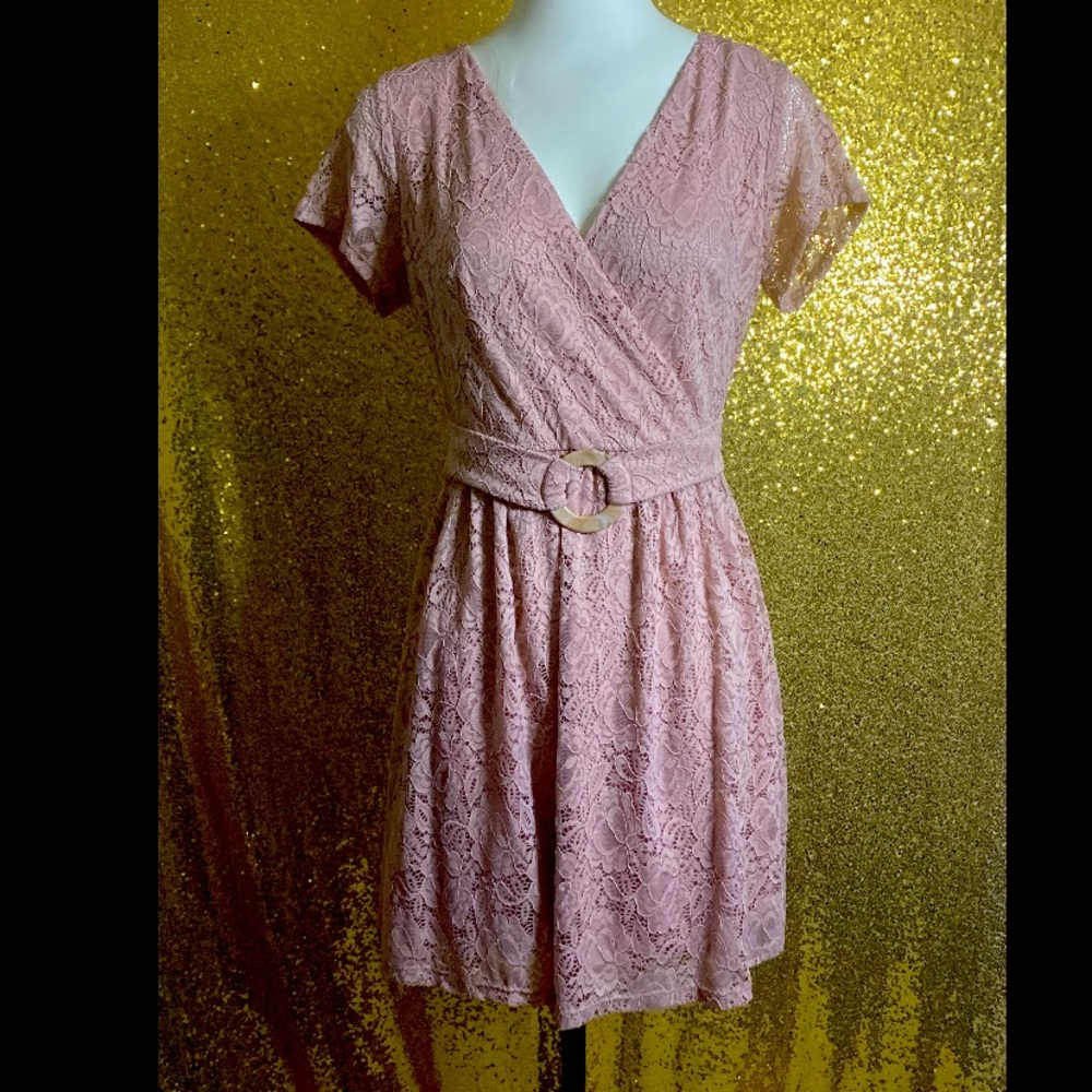 Speechless Short pink lace dress